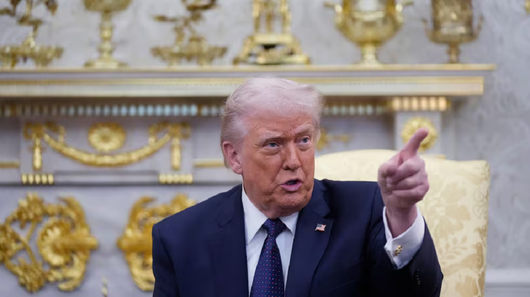 Trump anuncia que EE UU va a tomar el control del estrecho de Ormuz