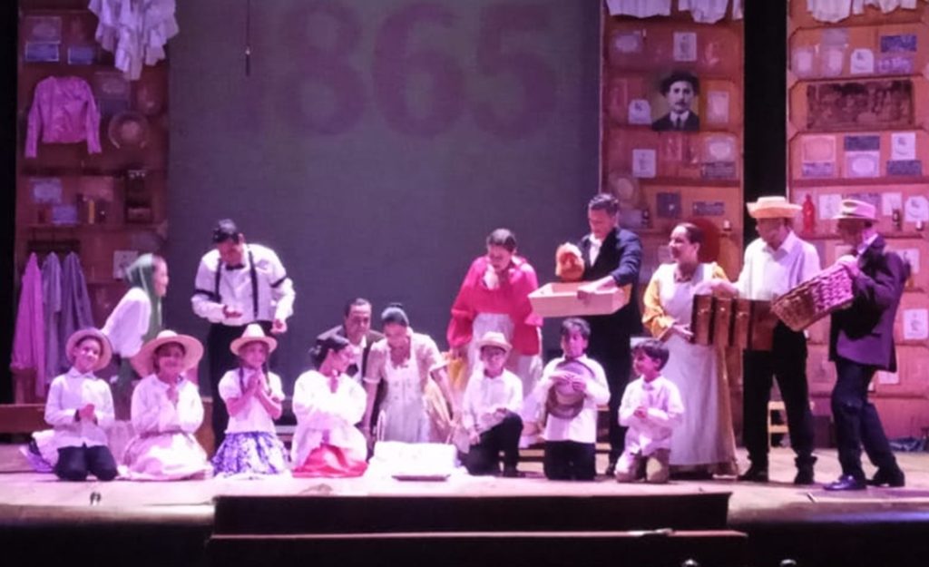 El docudrama se presentó en el Teatro Municipal de Valencia la tarde del Viernes Santo