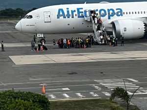Se “perdieron” tres cajas de ayuda humanitaria tras llegada de brigada española USAR 13 a Valencia