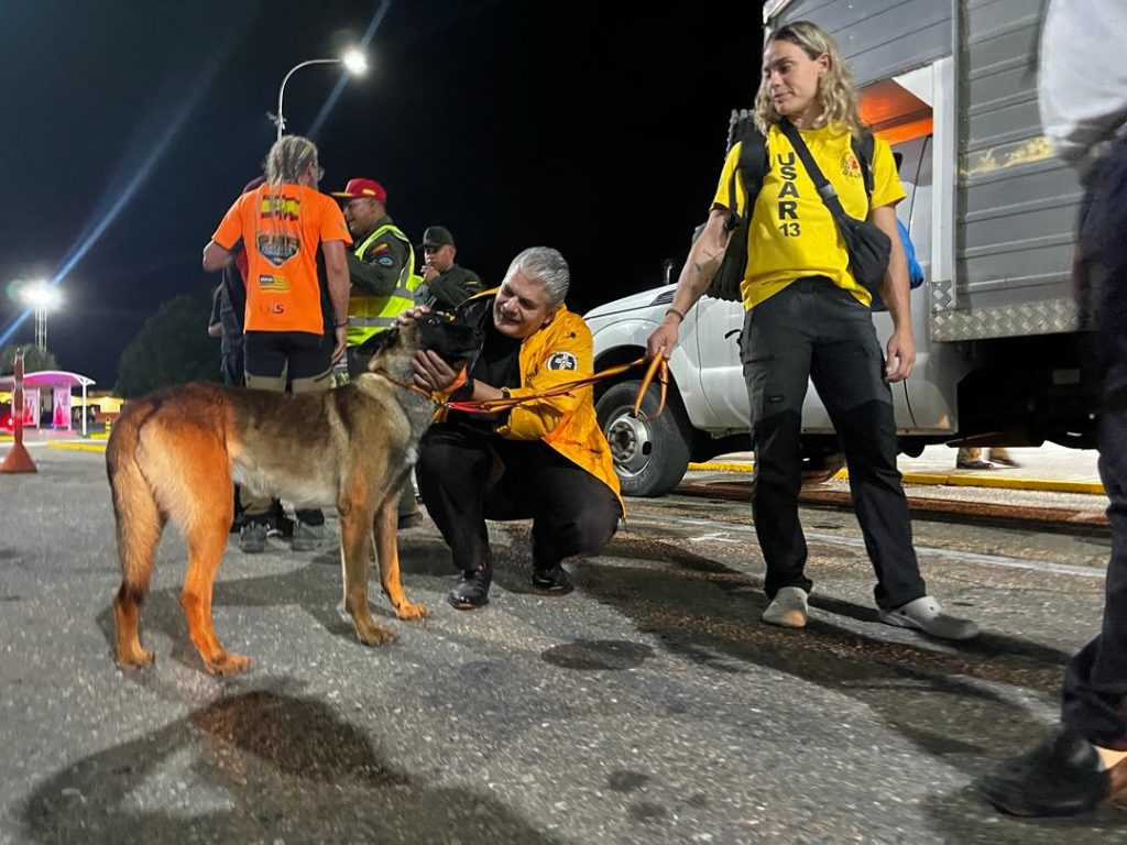 Se “perdieron” tres cajas de ayuda humanitaria tras llegada de brigada española USAR 13 a Valencia 