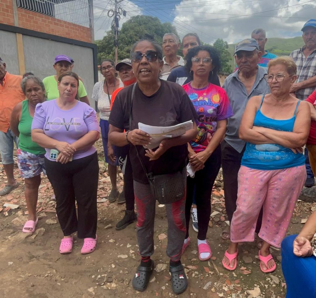 En la desidia total viven los habitantes de La Guacamaya II 3