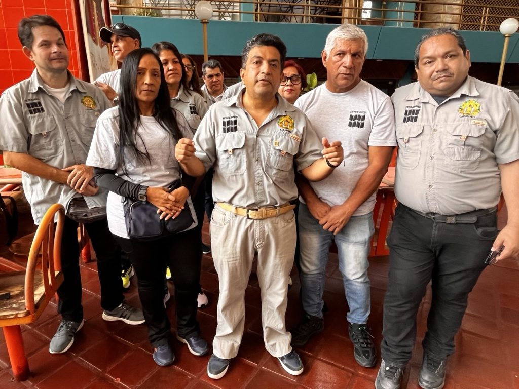 Educadores carabobeños exigen salarios dignos y equiparación de bonos para personal jubilado