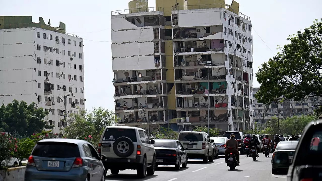 Número de fallecidos por los terremotos asciende a 5.398, según balance oficial