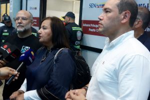 Llega a Venezuela la opositora Dinorah Figuera para continuar el diálogo con el chavismo