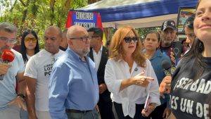 Defensoría del Pueblo se comprometió a continuar la revisión de casos de presos políticos
