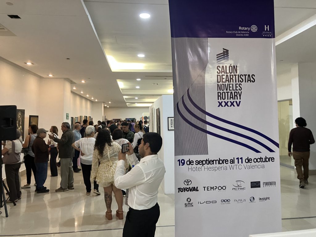 Salón de Artistas Nóveles Rotary reúne obras de 54 creadores venezolanos