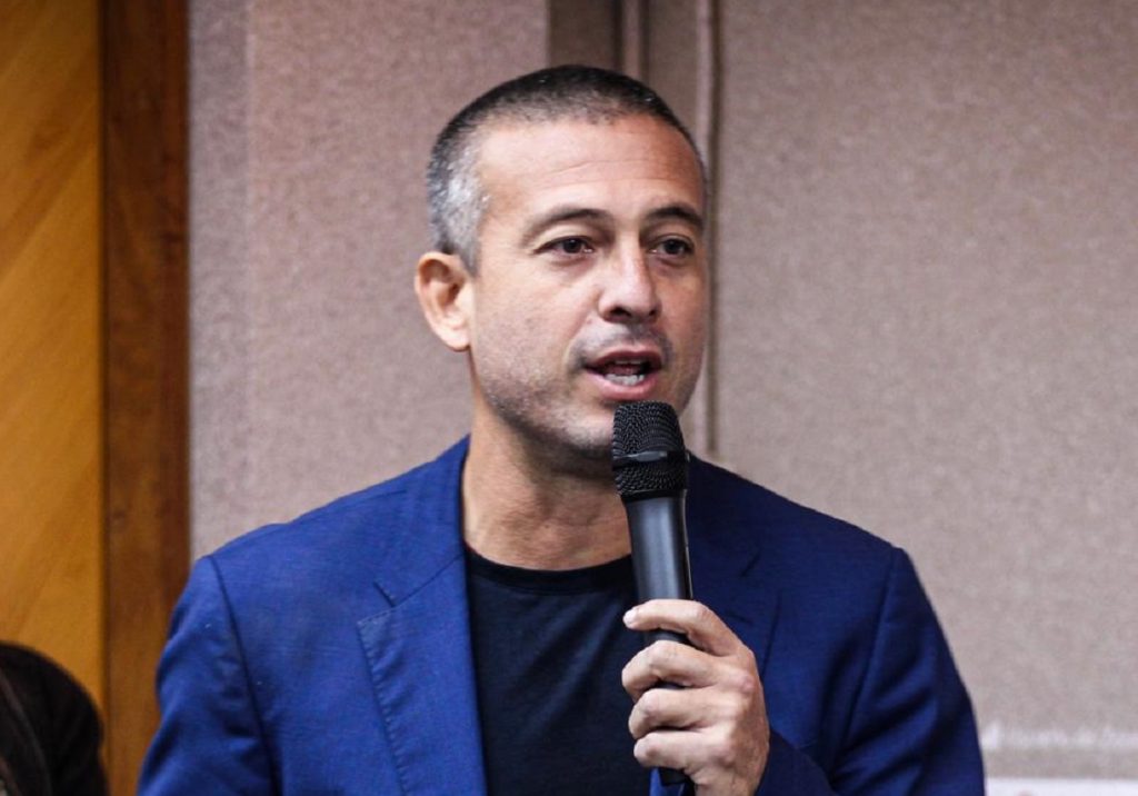 Exdiputado regional Carlos Molina pide acelerar reforma de la Ley del Sistema Eléctrico y descentralizar el servicio