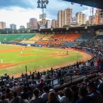 Liga Venezolana de Béisbol comienza nueva temporada con una docena de jugadores de la MLB