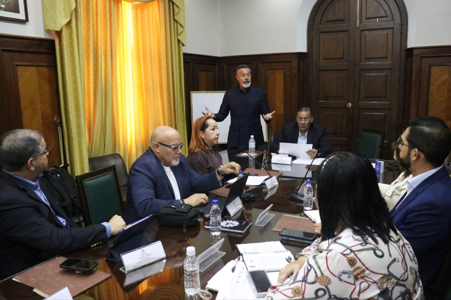 Más de 100 personas se postularon para participar en la renovación del TSJ